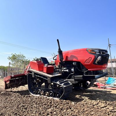 Equipamento agrícola com carregador e retroexcavadora